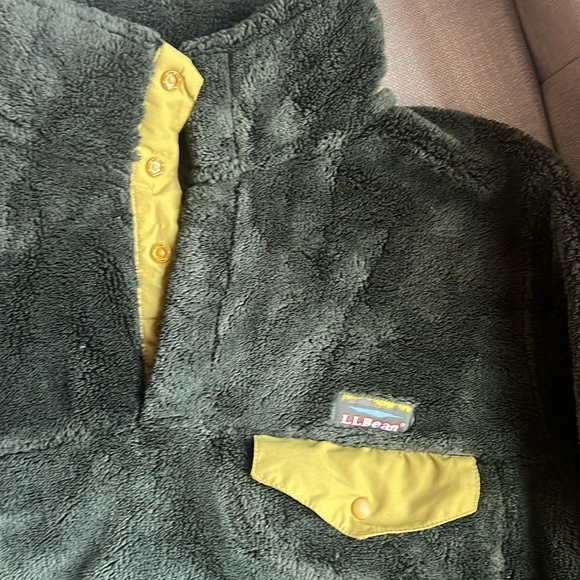 L.L. Bean Hi-Pile cozy fleece - Picture 3 of 4